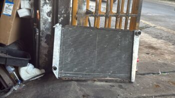Radiador para camioneta Ford 89 reconstruido de aluminio (de medio uso)