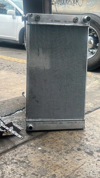 Radiador de Chevrolet Silverado 1996 1997 1998 1999 2000 2001 fabricado completo de aluminio - Imagen 3