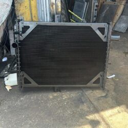 Radiador de Freightliner Columbia 1992 1993 1994 1995 1996 1997 1998 completo de cobre