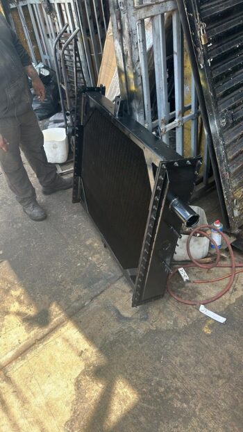 Radiador de Freightliner Columbia 1992 1993 1994 1995 1996 1997 1998 completo de cobre - Imagen 2