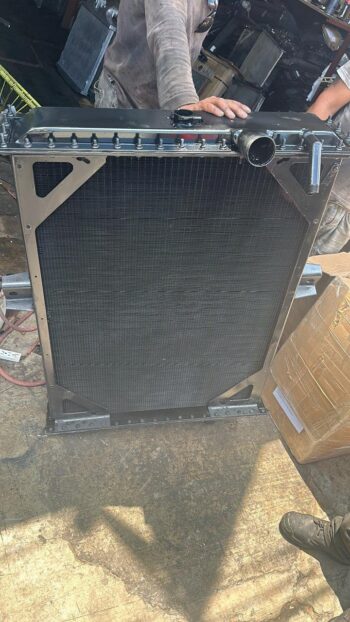 Radiador de Freightliner Columbia 1992 1993 1994 1995 1996 1997 1998 completo de cobre - Imagen 4