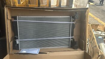 Radiador de Toyota Yaris 2002 2003 2004 2005 2006