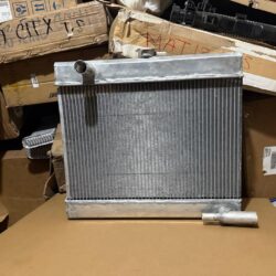 Radiador de Tsuru 1 fabricado completo de aluminio