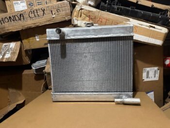 Radiador de Tsuru 1 fabricado completo de aluminio
